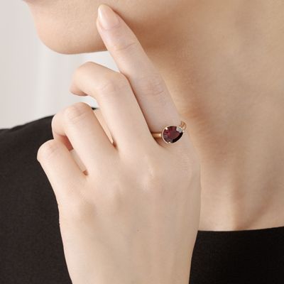 ☆三越販売・ガーネット+ダイアの18CT製11号リング・4.6g/IP-6530