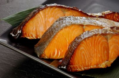 ★【産直】鮭匠ふじい　塩紅鮭切身
