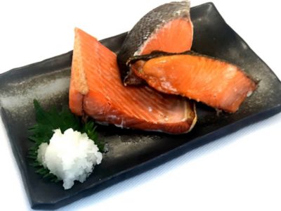 産直 函館市 函館朝市船岡商店 北洋紅鮭切り落し 三越伊勢丹オンラインストア 公式
