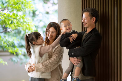 ７４９９【年明届】＜伊勢丹写真室＞出張家族写真撮影券（撮影エリア限定）※有効期限：２０２６年６月３０日（火）【福袋】