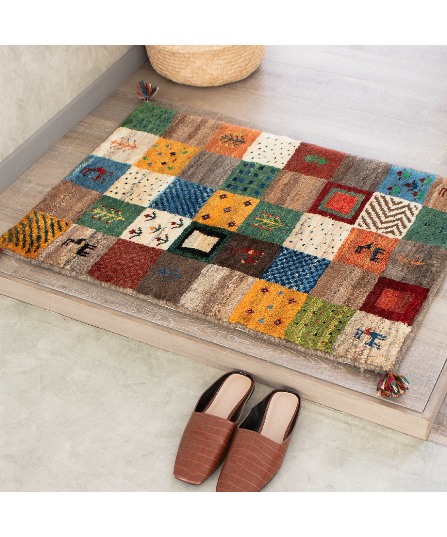 ペルシャ絨毯 手織りギャッベ 玄関マットＭサイズ ５ | 三越伊勢丹 