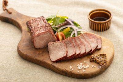  小田牛のローストビーフ 調理済み食事、主菜