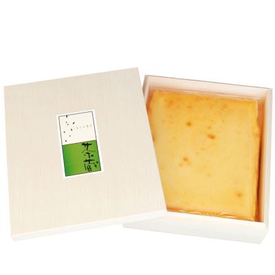 ★【産直】ベイクドチーズケーキ（木箱入）