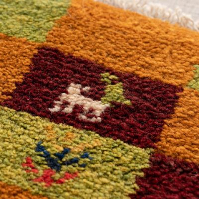★ペルシャ手織りギャッベ　チェアサイズ　９