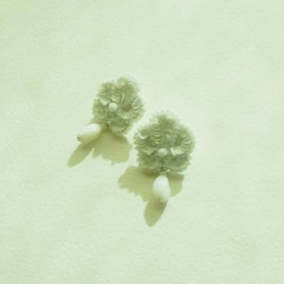 ピアス　コキーユ　ホワイト