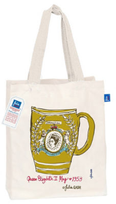 ＜Julia GASH＞★ショッピングバッグ（大）女王陛下マグカップ柄　ナチュラルハンドル