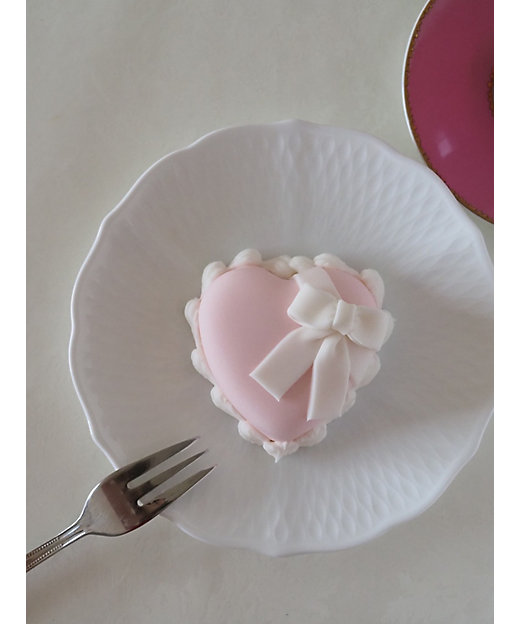 ＜三越伊勢丹/公式＞ Sweet Art/スイートアート リボンハートケーキ お菓子・チョコレート（洋菓子）【三越伊勢丹/公式】