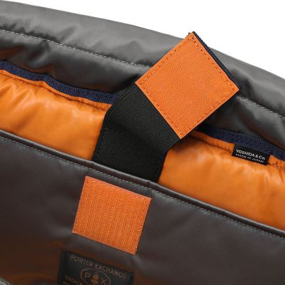 ＰＸ　ＴＡＮＫＥＲ　ＣＯＭＭＵＮＩＣＡＴＯＲ　ＢＡＧ　３７６－１６８９５