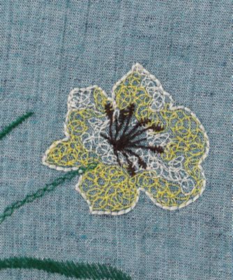 綿麻シャンブレー　フラックスデフルール刺繍アシンメトリースカート（裏地付き）
