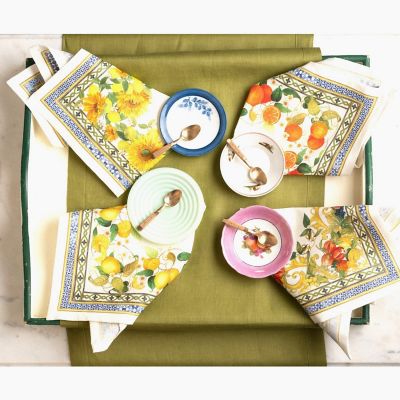 ＜Tessitura Toscana Telerie＞★４ＤＩＮＮＥＲ　Ａｍａｌｆｉ　ポーチ入リネンナプキンセット