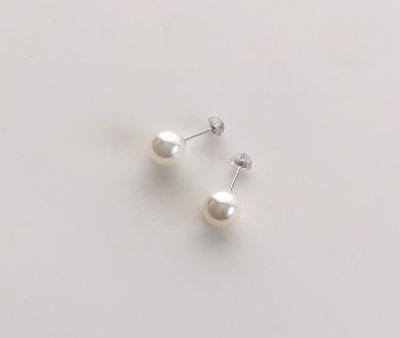 ＜愛媛/松本真珠＞★【受注商品】越物ナチュラルホワイト　スタッドピアス