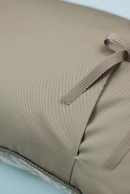 ★クッション（長方形・ジャガード花果白）
