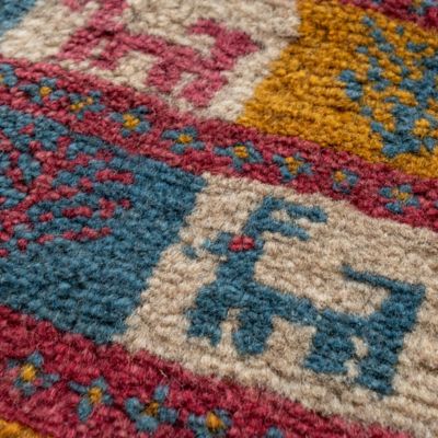 ★ペルシャ手織りギャッベ　チェアサイズ　２３