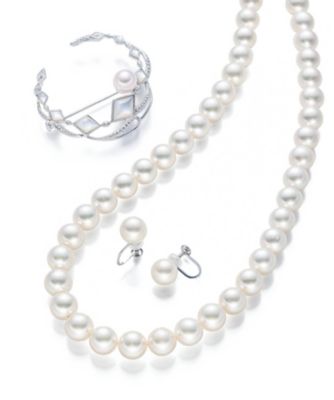 ９５５２【年明け届】アコヤパールネックレス・イヤリング・ブローチ３点セット