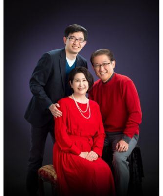 ＜伊勢丹写真室＞【母の日】母の日記念写真撮影券　４月６日（月）以降お届け予定（順次お届け）　※有効期限：２０２６年９月３０日（水）