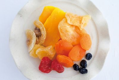 注目の商品 三越伊勢丹 公式 三越伊勢丹オンラインストア 7種類のドライフルーツミックス 1箱 お菓子 チョコレート 和菓子 かいこみ