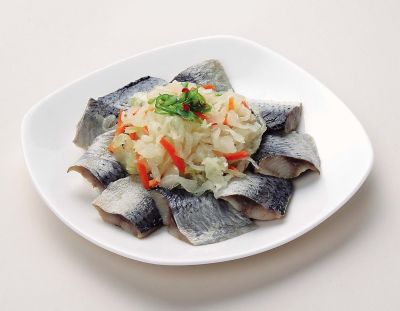 ＜魚勢＞にしんマリネ