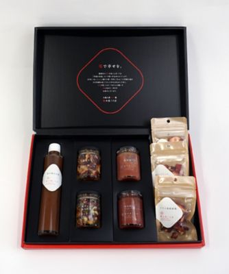 【越品】苺の花ことば　苺のギフトセット（飲む酢・苺はちみつ・チョコナッツはちみつ・バター・ソース・ドライ３種）