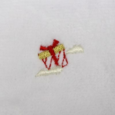 ＜ハイドロ銀チタン＞刺繍入りガーゼマスク　ふつうサイズ（１枚入）