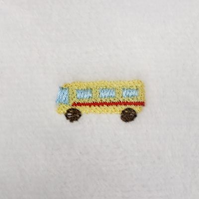 ＜ハイドロ銀チタン＞刺繍入りガーゼマスク　ふつうサイズ（１枚入）