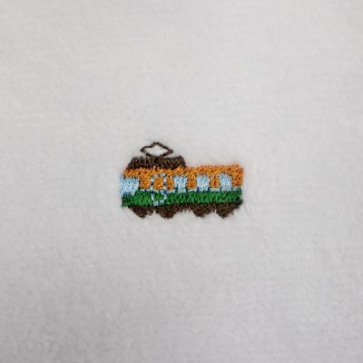 ＜ハイドロ銀チタン＞刺繍入りガーゼマスク　ふつうサイズ（１枚入）