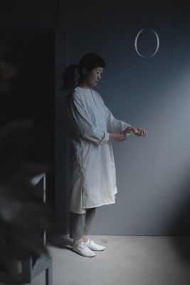 NR2113スモックフロックシャツ IVORY | yatra/ヤトラ  