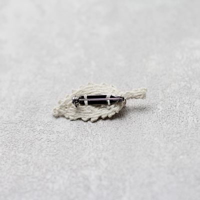 Ｉ－１３　アクセサリーキット　リーフブローチ（小）エクリュ