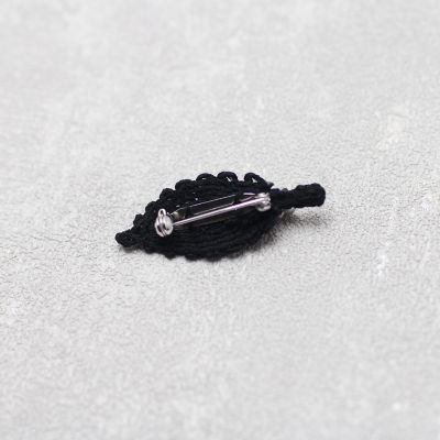 Ｉ－１４　アクセサリーキット　リーフブローチ（小）ブラック