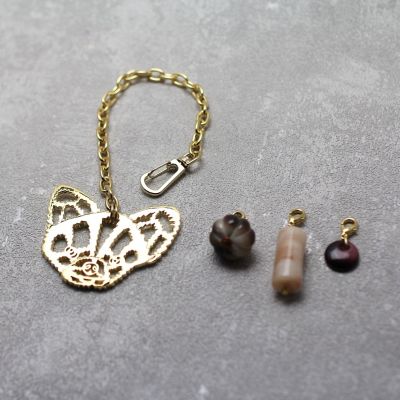 ＜Necklace-necklace＞Ｉ－２８　バッグチャーム　ＤＯＧ　チワワ　Ｇｏｌｄ