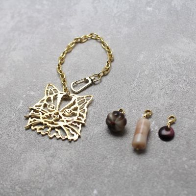 ＜Necklace-necklace＞Ｉ－３１　　バッグチャーム　ＣＡＴ　ロングヘア　Ｇｏｌｄ