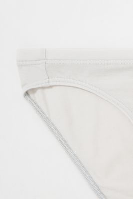 ＢＡＳＩＣ　ＳＨＯＲＴＳ　ベーシックショーツ