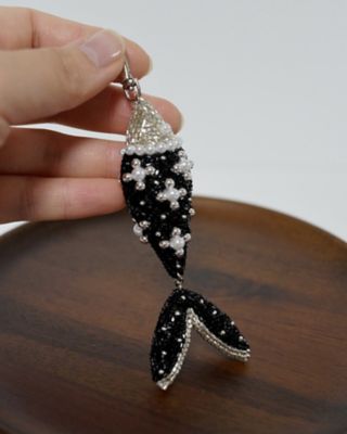 刺繍キージュエリー【Ｐｏｉｓｓｏｎ】