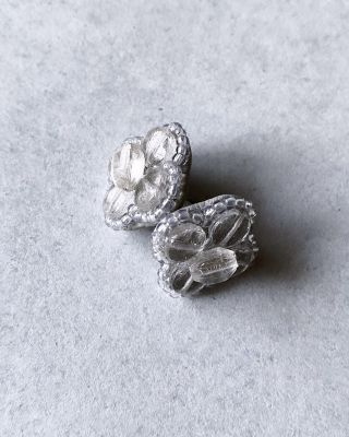 ａｌｔ　ビーズ刺繍ピアス