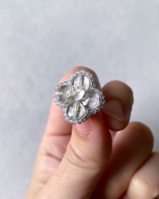 ａｌｔ　ビーズ刺繍ピアス