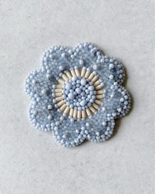 ＜taupe＞ｔｒｉｍ　ビーズ刺繍ブローチ