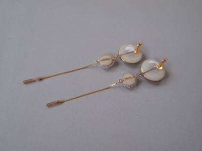 Ｂｌａｎｃ　ｂｒｉｌｌａｎｔ　ピアス