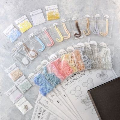 素材コレクションブック　「きらめきのアトリエ　”Ｃｏｆｆｒｅｔ　Ｌｕｍｉｅｒｅ”」