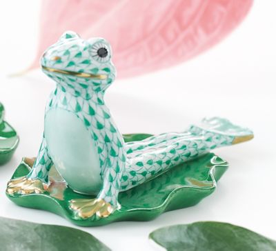 コルビー（庇護の愛／ペンギン） | LLADRO/リヤドロ | 三越伊勢丹
