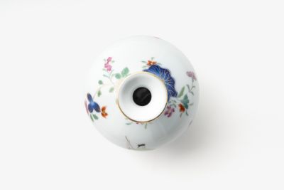 染錦絢爛草花絵　鶴首花生