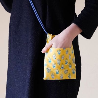 ＜嘉門工藝＞カラフル携帯サコッシュ　イエロー
