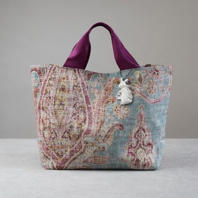 ＜嘉門工藝＞ペイズリートートバッグ　うさぎチャームつき