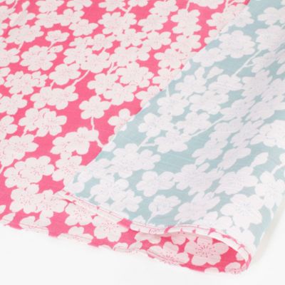 両面風呂敷　伊砂文様　しだれ桜　４８・１０４