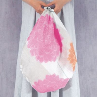＜ＭＵＳＵＢＩ　ＬＩＮＥＮ＞リネン風呂敷　ダリア　１００