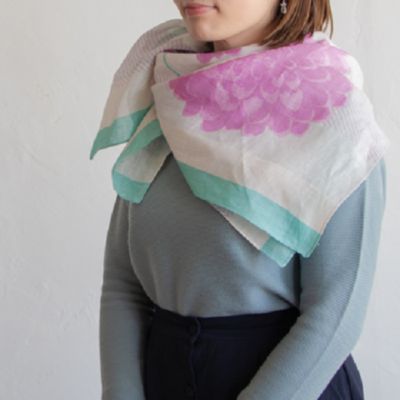 ＜ＭＵＳＵＢＩ　ＬＩＮＥＮ＞リネン風呂敷　ダリア　１００