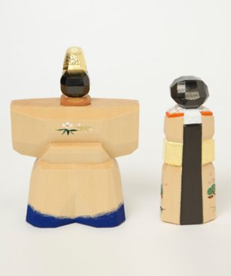 送料無料】奈良一刀彫 鐵山作 立雛5．5号（三越） | 鐵山/テツザン