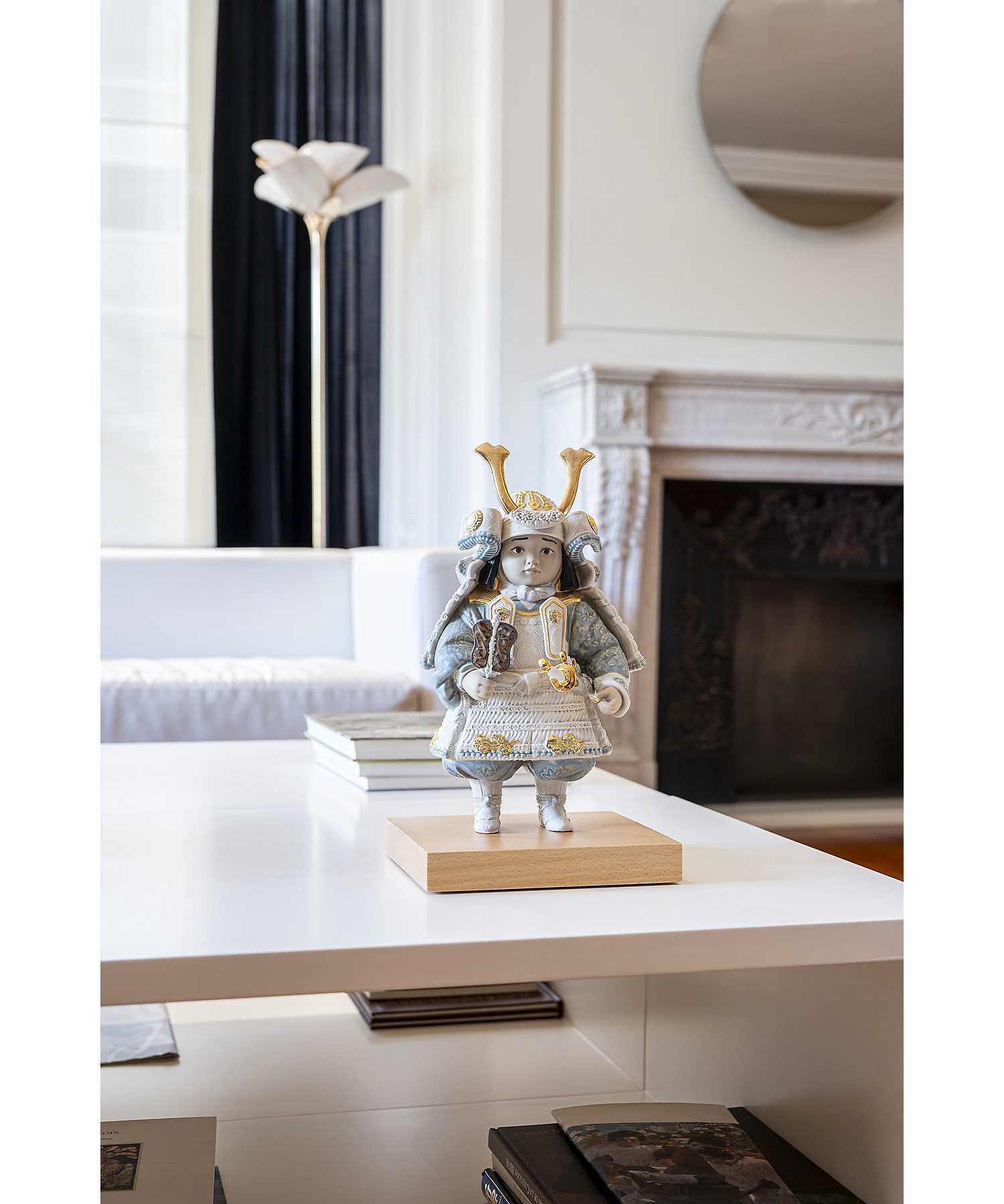 若武者(白糸威鎧) | LLADRO/リヤドロ | 三越伊勢丹オンライン 若武者(白糸威鎧) | LLADRO/リヤドロ | 三越伊勢丹オンライン