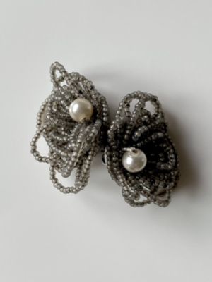 ｏｒｎｅ／ｓｍａｌｌ　ｖｅｒ　ビーズ刺繍ピアス