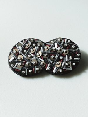 ｃｌｏｔｔｅ　ビーズ刺繍ブローチ