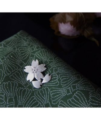 帯留 こぼれ桜 | T.O.D/ティーオーディー | 三越伊勢丹オンライン