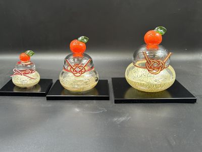 ＜glasscalico＞ガラスの鏡餅